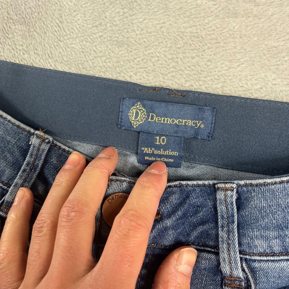 Democracy Women’s Light Blue Boot Cut Jeans - Picture 3 of 11